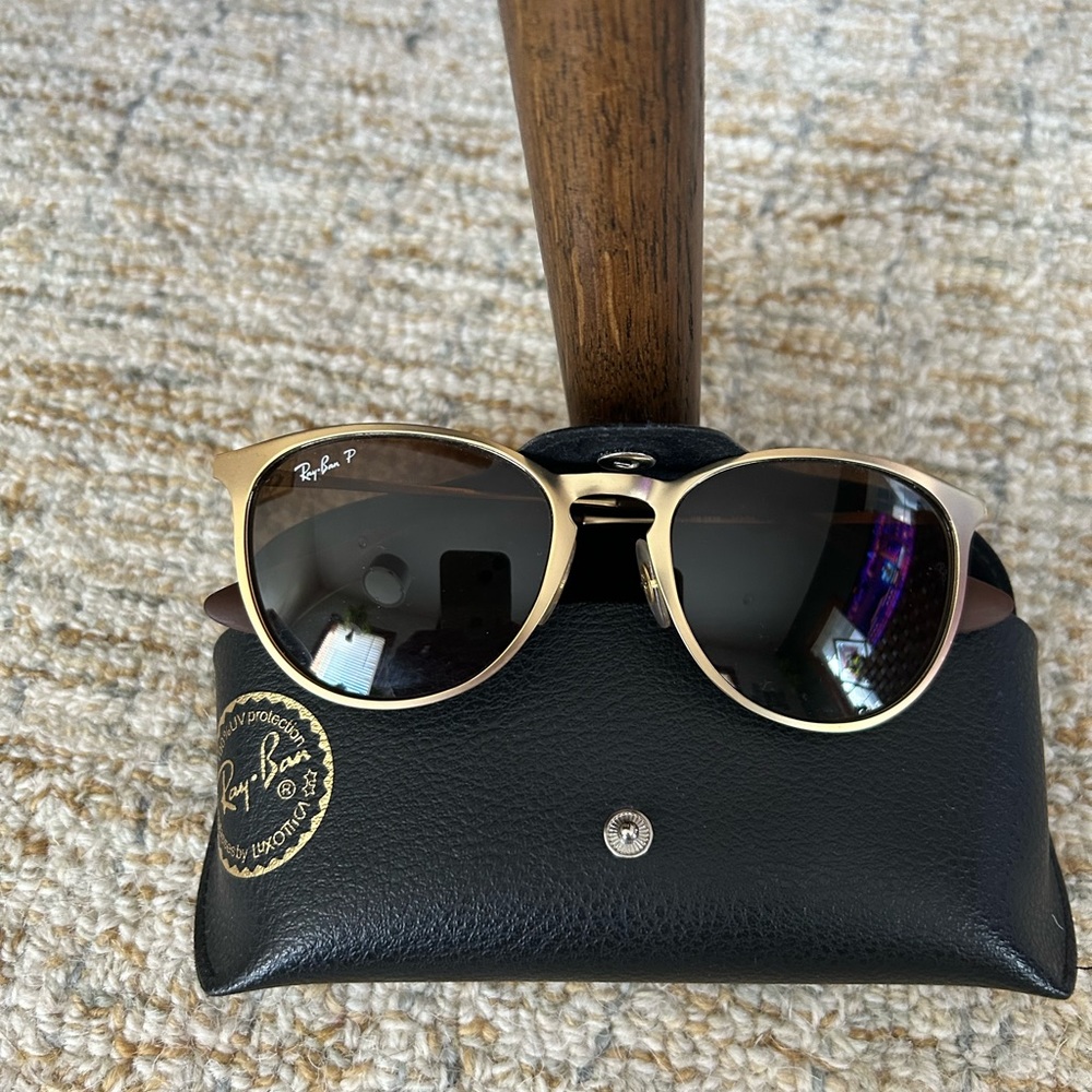 Rayban gold rimmed sunglasses